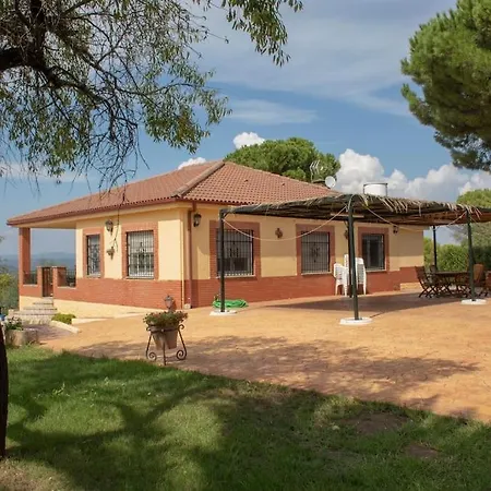 La Milagrosa En Сasa de vacaciones *